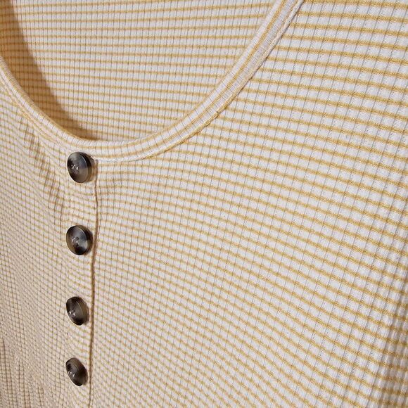 EUC MAURICES TEXTURED STRIPED SCOOP NECK TIERED TANK TOP SIZE L - Picture 9 of 13